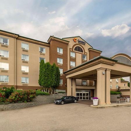 Comfort Inn & Suites Салмон Арм Экстерьер фото